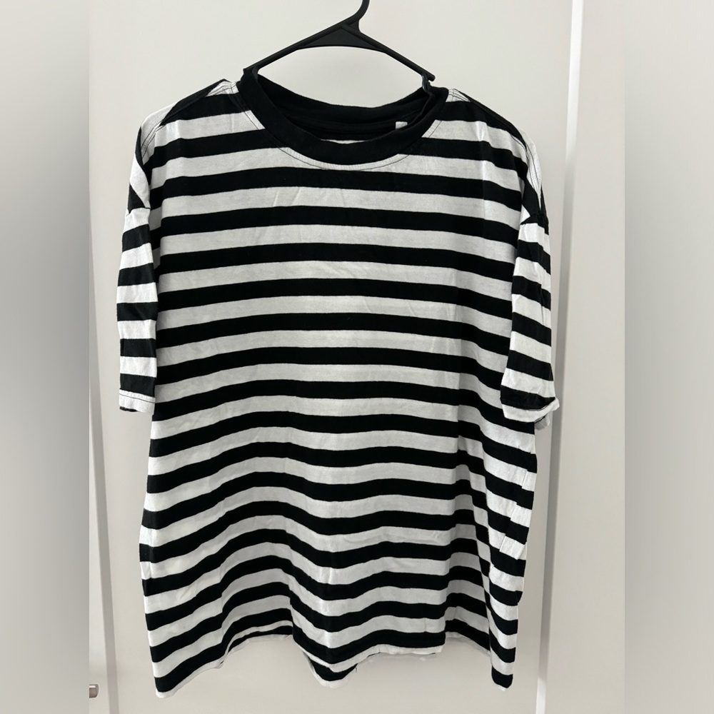 PacSun Shirt, Medium Size, Zebra
